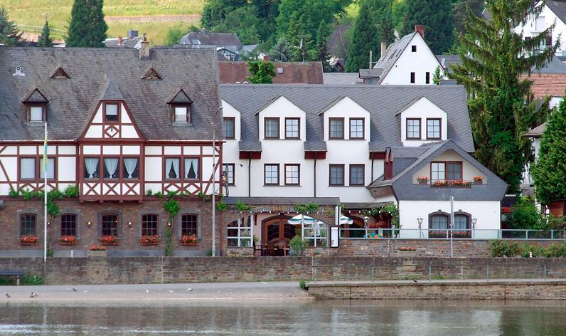 Hotel Guelser Weinstube Koblenz  Exterior photo